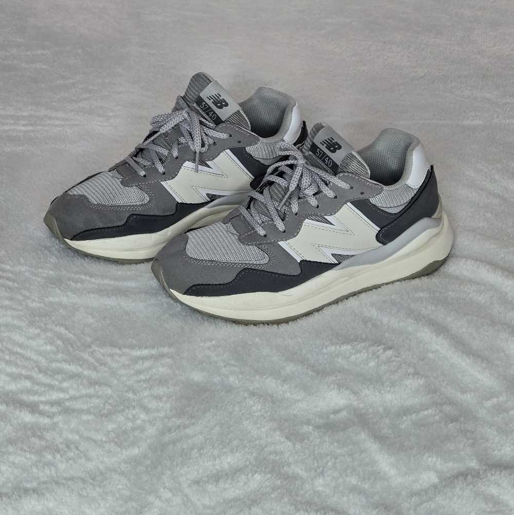 New Balance Gray Sneakers